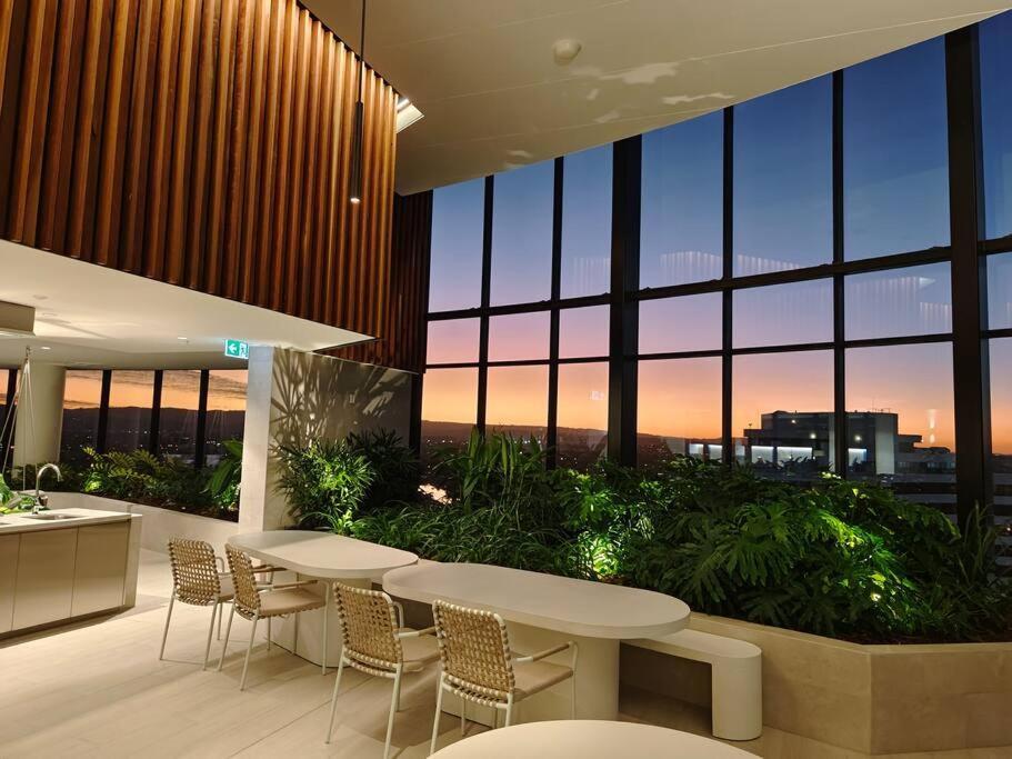 Casino Residences 1 & 2 Bedroom Apartments ゴールドコースト エクステリア 写真